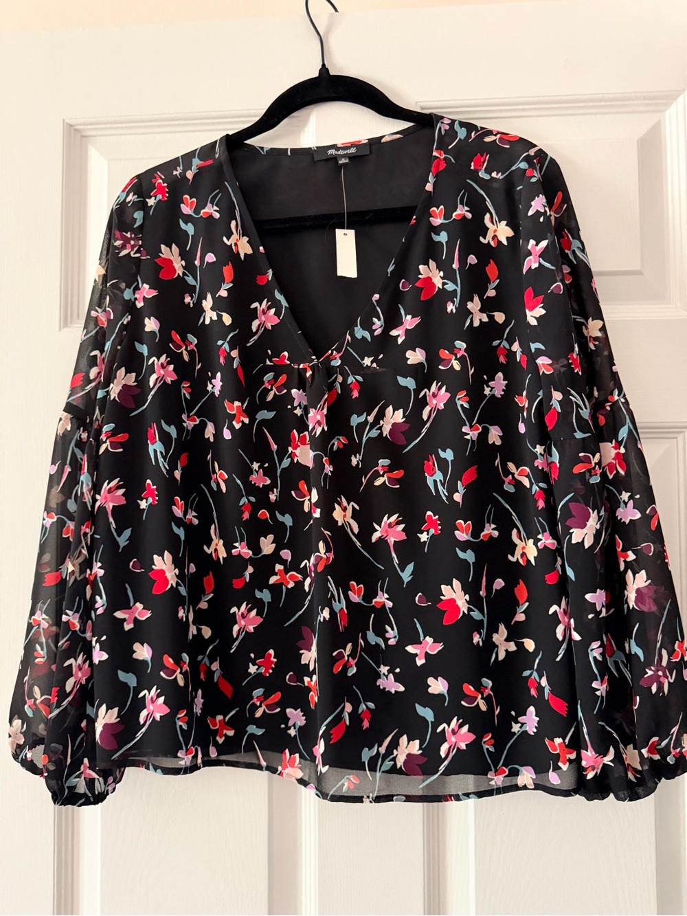 *NET* Madewell Black Floral V-Neck Blouse